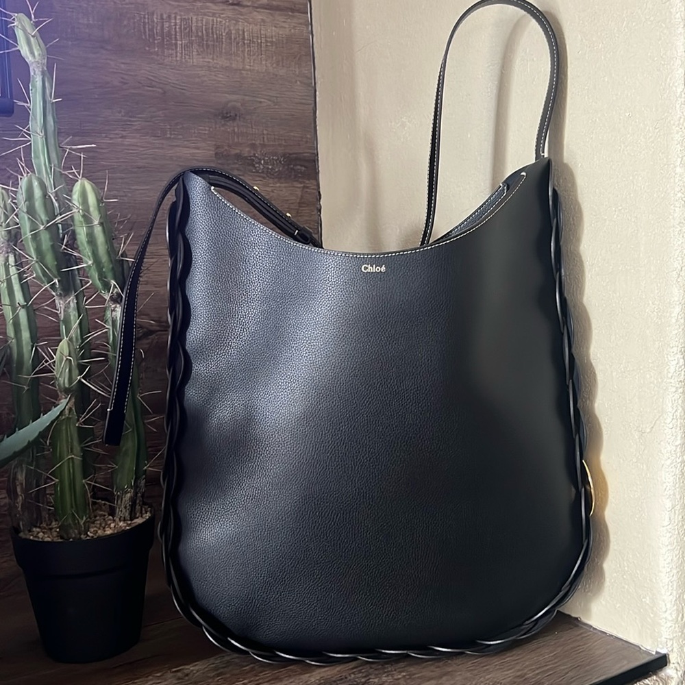 Like new! Chloé Darryl leather handbag!